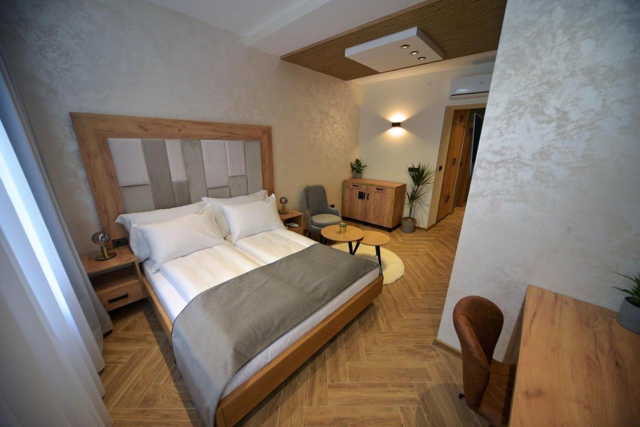 Corso Rooms City Centre Novi Sad Exterior photo