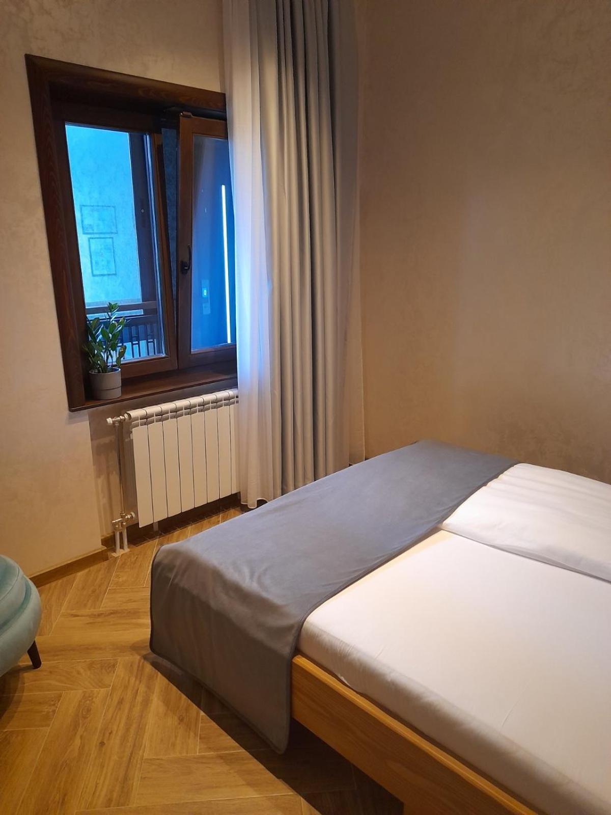Corso Rooms City Centre Novi Sad Room photo
